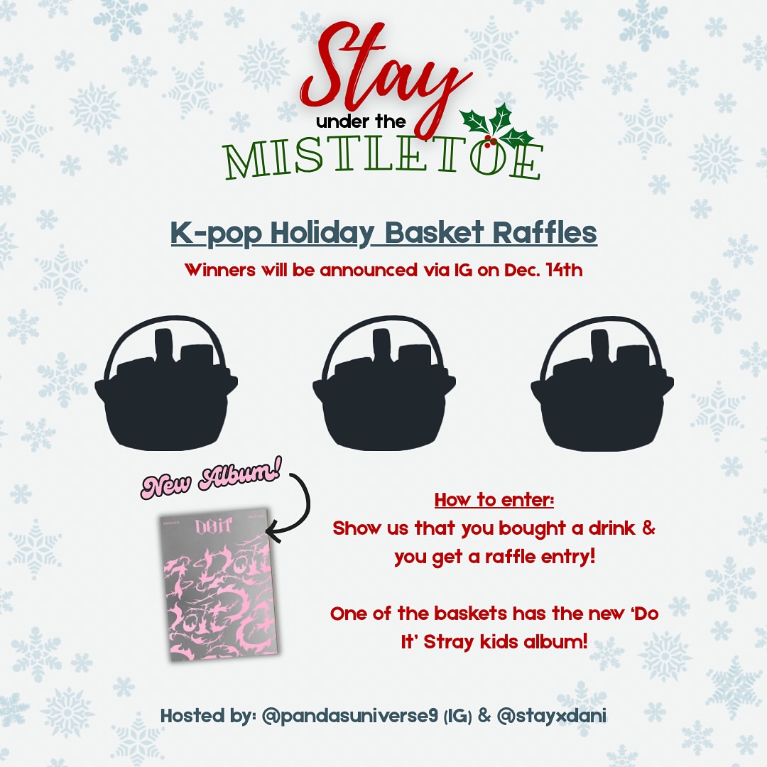 Stay under the Mistletoe Cupsleeve - Image 4